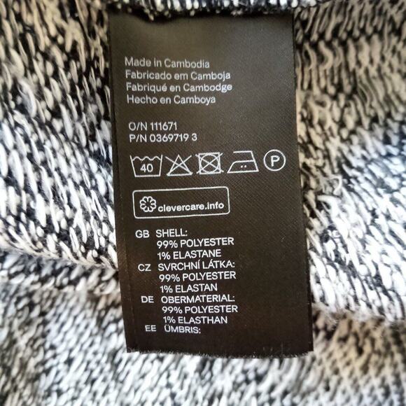 Divided Oversized Cardigan Sweater Size Small Black Casual Bohemian Preppy - Picture 5 of 5